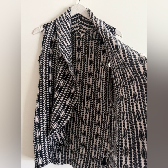 Moth by Anthropologie Draped Wool Blend Jacquard Sweater Vest - Size XS - Picture 4 of 8